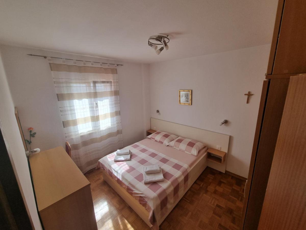 Guesthouse Franica コルチュラ エクステリア 写真