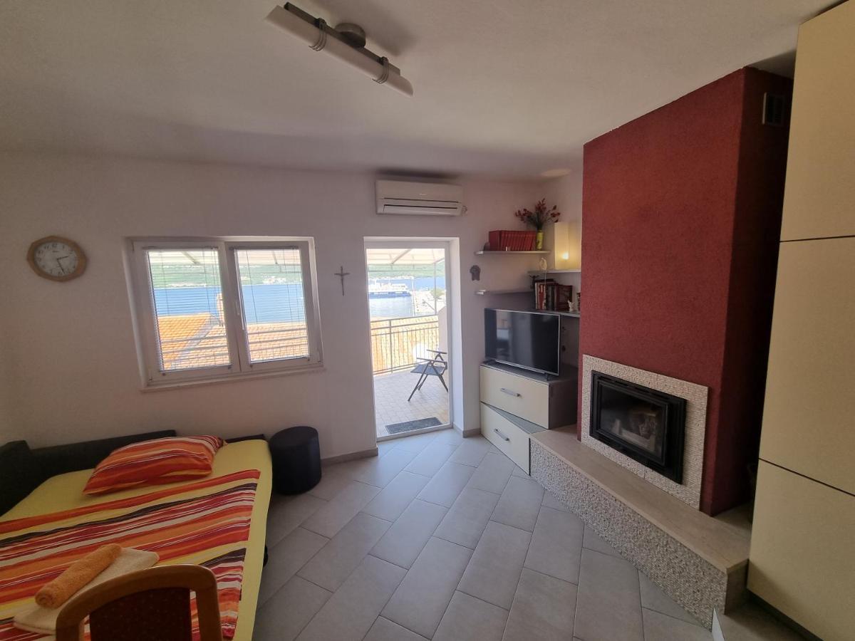 Guesthouse Franica コルチュラ エクステリア 写真